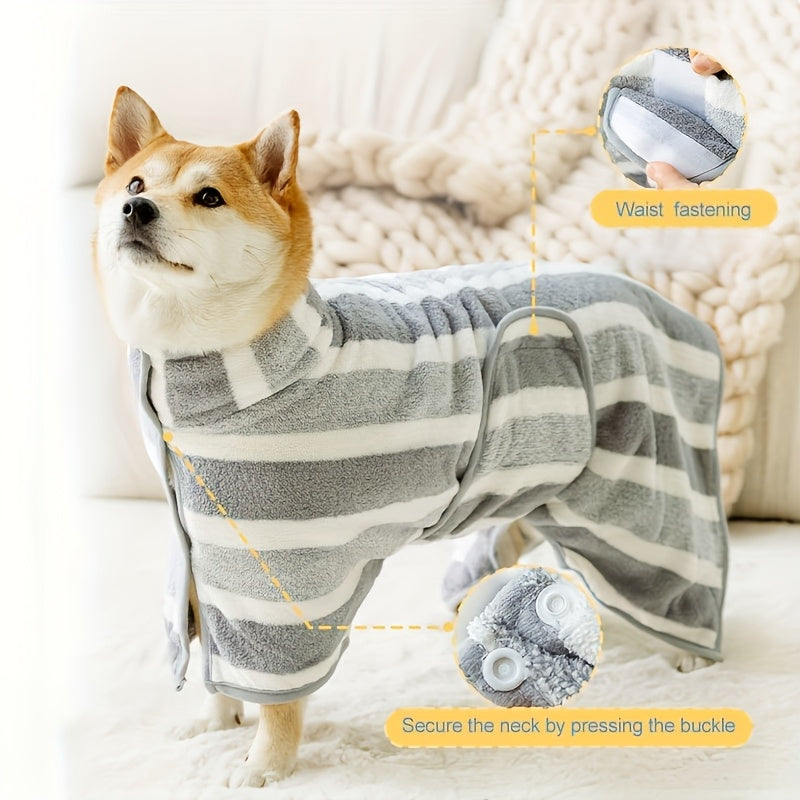 Quick-drying Pet Towel, Available In Two Colors, For Bathing, Swimming, And Beach Outings For Dogs.